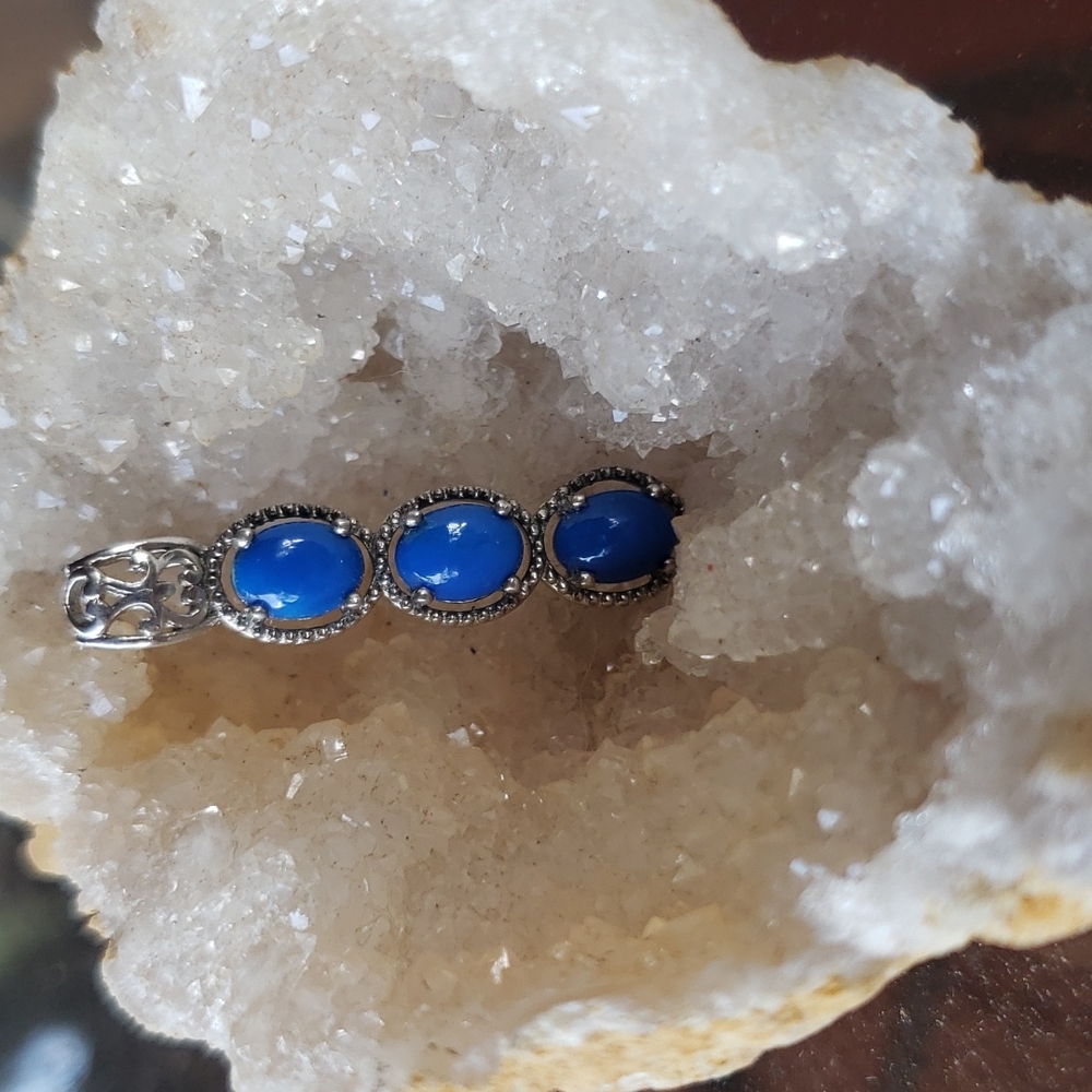 Sterling Silver Lapis Lazuli Pendant - Picture 2 of 4